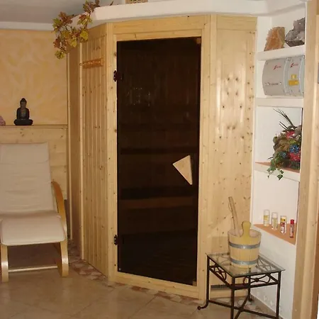 Wiederkehr Apartman *